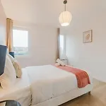 2 à Avec Terrasse *